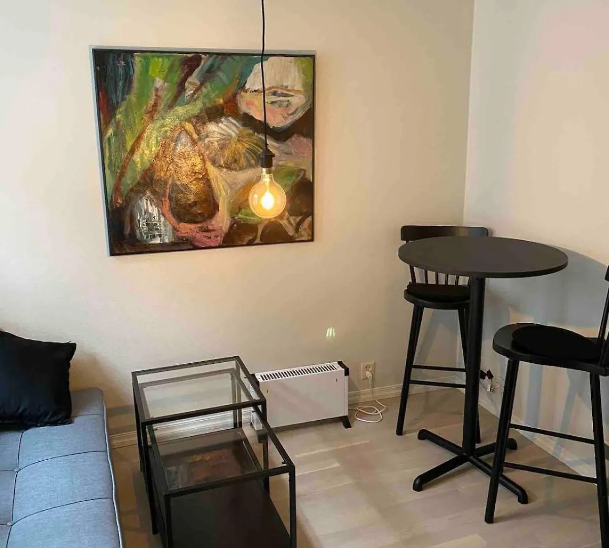 Charming Apartment Great Location Берген